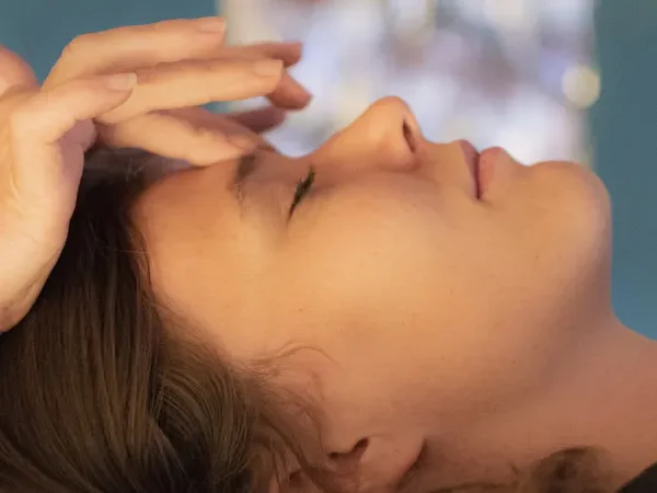 Inner Essence Podcast - Dichtbij jezelf komen met Reiki - ReikiMar