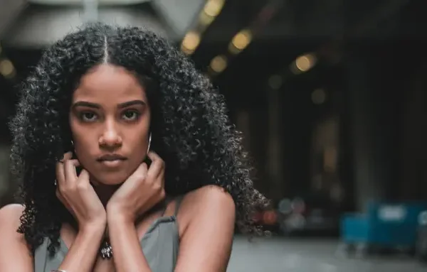 7 uitdagingen in jouw leven die voortkomen uit emotionele verwaarlozing